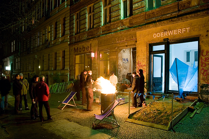 Oderwerft, ein eine Mixed Media Installation von Peter Müller